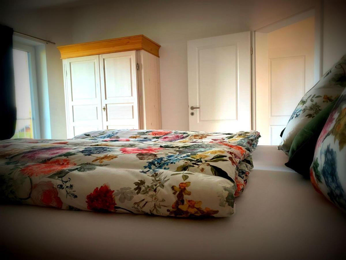 23 Neu Erbaute Ferienwohnung Mit Schloss- Und Panoramablick Halblech Esterno foto