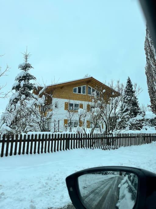 23 Neu Erbaute Ferienwohnung Mit Schloss- Und Panoramablick Halblech Esterno foto