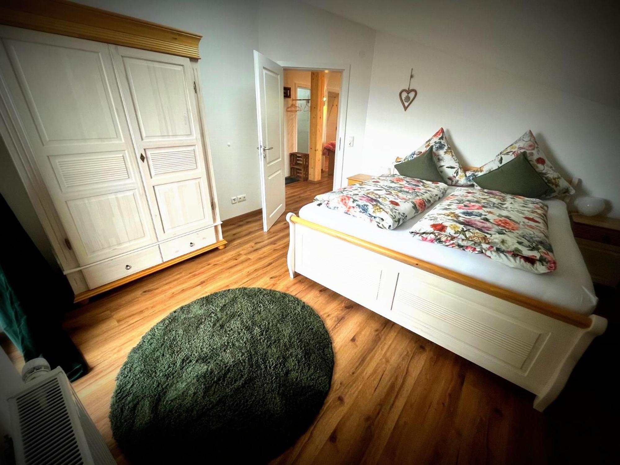 23 Neu Erbaute Ferienwohnung Mit Schloss- Und Panoramablick Halblech Esterno foto