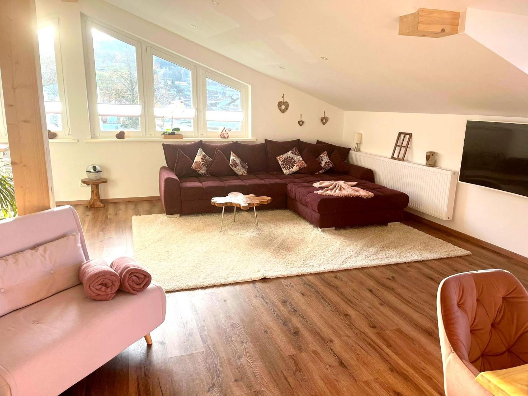 23 Neu Erbaute Ferienwohnung Mit Schloss- Und Panoramablick Halblech Esterno foto
